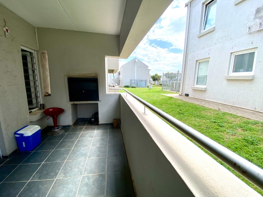 1 Bedroom Property for Sale in Klein Drakenstein Western Cape